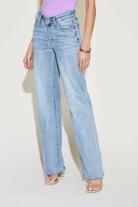 Judy Blue Full Size V Front Waistband Straight Jeans | Sleekdenim.com