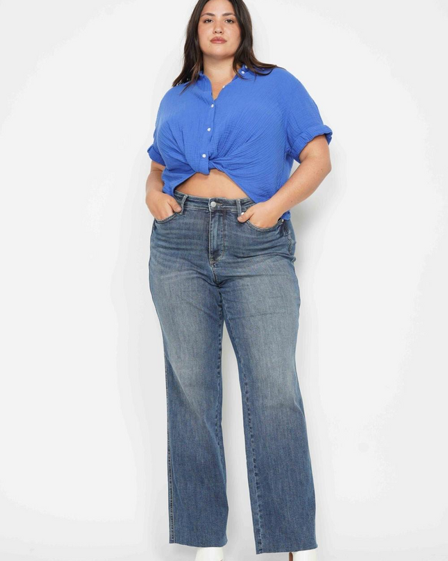 Judy Blue Mid Rise Tummy Control Straight Jeans 88870 - Sleekdenim.com