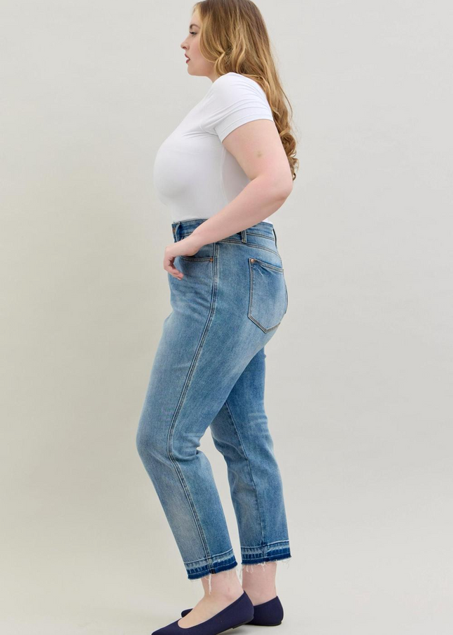 Judy Blue Mid Rise Rigid Magic Release Hem Boyfriend Denim Jeans 88818