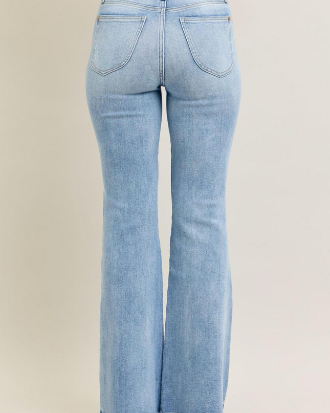 Judy Blue High Waist w/ Shield Pockets Flare Denim Jeans 82650 - Sleekdenim.com