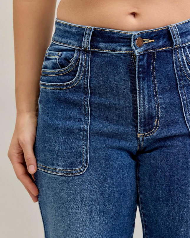 Judy Blue Mid Rise 90's Front Patch Double Pocket Straight Denim Jeans 82680 - Sleekdenim.com