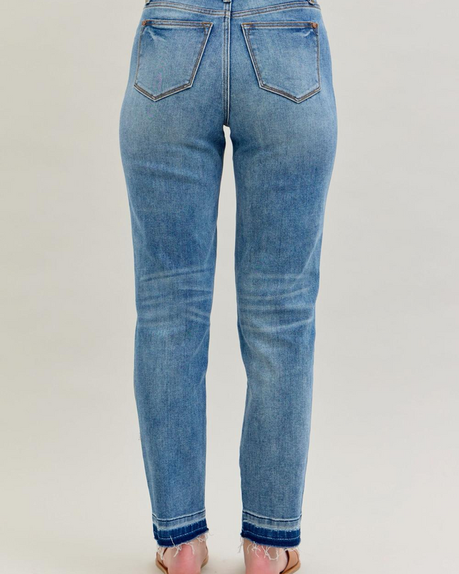 Judy Blue Mid Rise Rigid Magic Release Hem Boyfriend Denim Jeans 88818