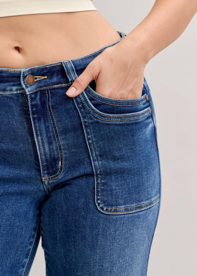 Judy Blue Mid Rise 90's Front Patch Double Pocket Straight Denim Jeans 82680 - Sleekdenim.com