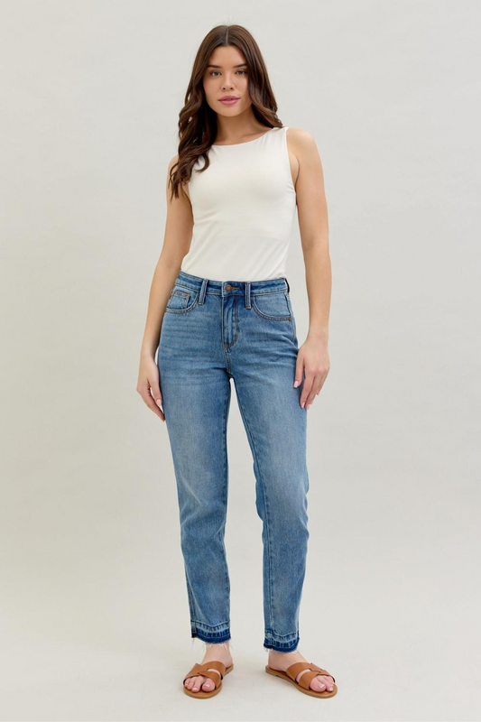 Judy Blue Mid Rise Rigid Magic Release Hem Boyfriend Denim Jeans 88818