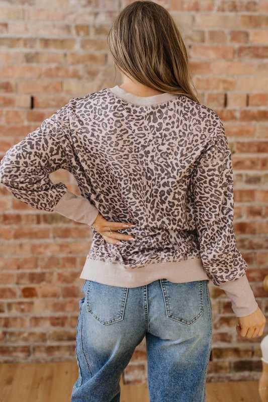 Leopard Patchwork Crew Neck Sweatshirt - Sleekdenim.com