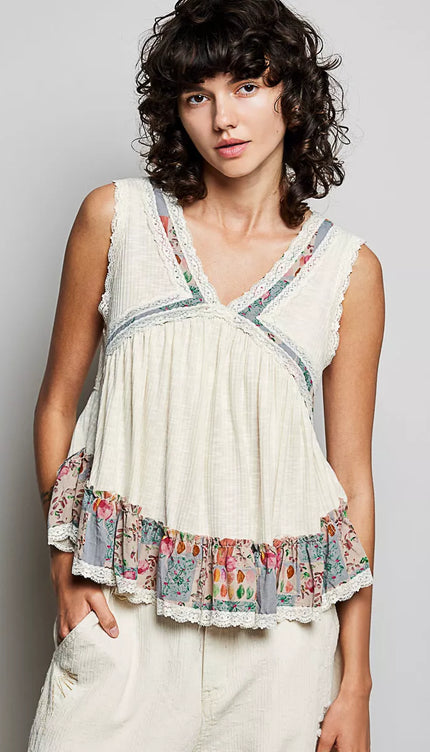 POL Lace Detail Ruffled Ribbed Sleeveless Top with Floral Pattern Trim Detail - Sleekdenim.com