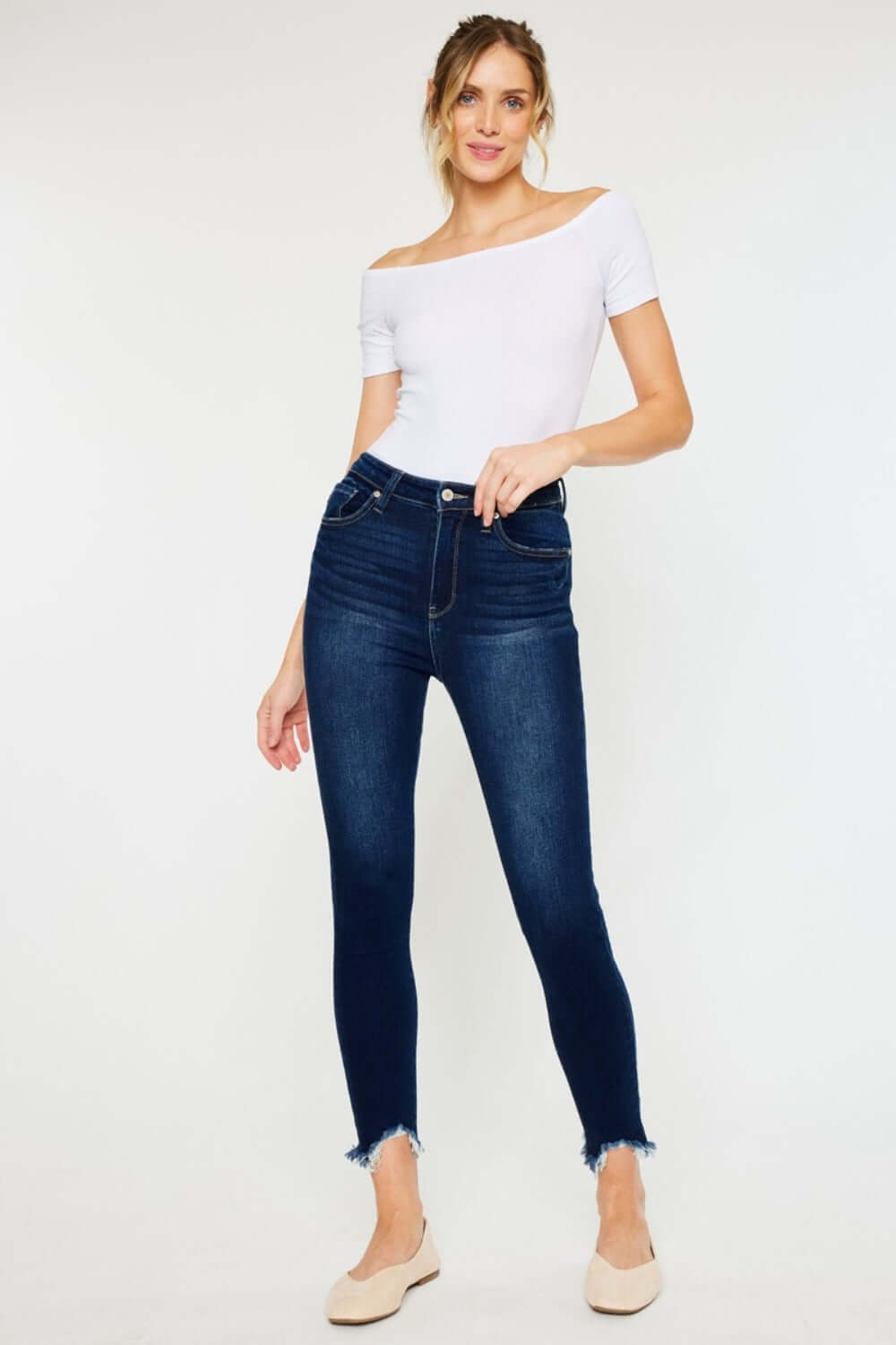 Kancan Full Size High Rise Frayed Ankle Skinny Jeans | SLEEKDENIM.COM