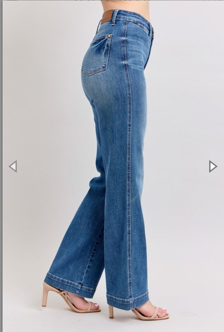 Fresh Bloom Judy Blue High Rise Contrast Thread Straight Leg Jeans casual comfy - Sleekdenim.com