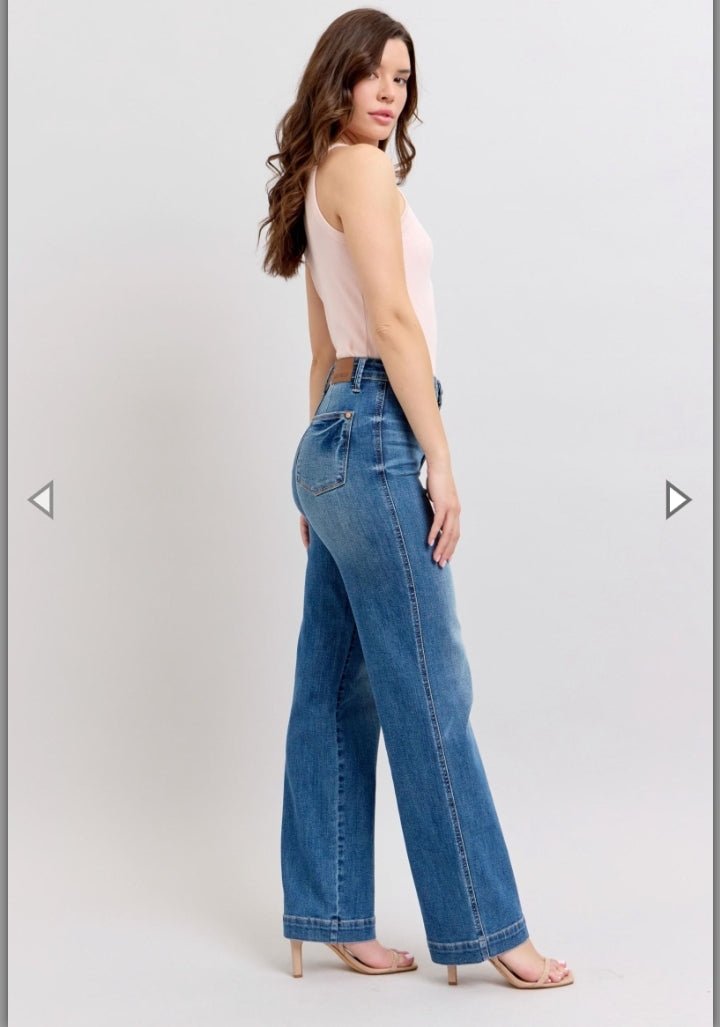 Fresh Bloom Judy Blue High Rise Contrast Thread Straight Leg Jeans casual comfy - Sleekdenim.com