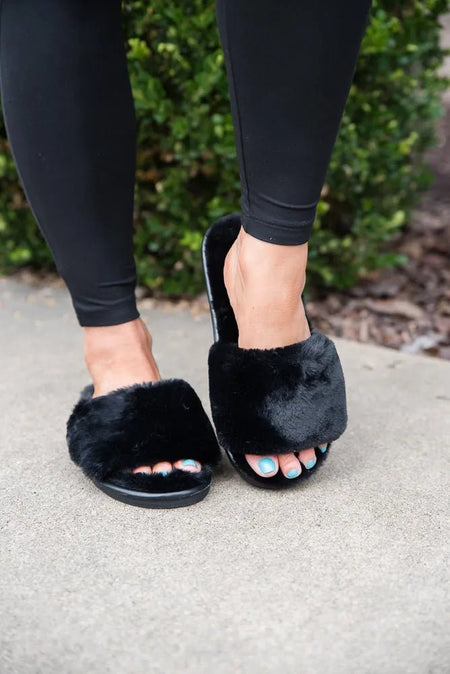 Fuzzy Slipper Sandals - Sleekdenim.com