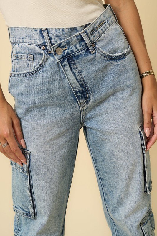 INSANE GENE HIGH RISE CROSSOVER RELAXED WIDE LEG CARGO JEANS - Sleekdenim.com