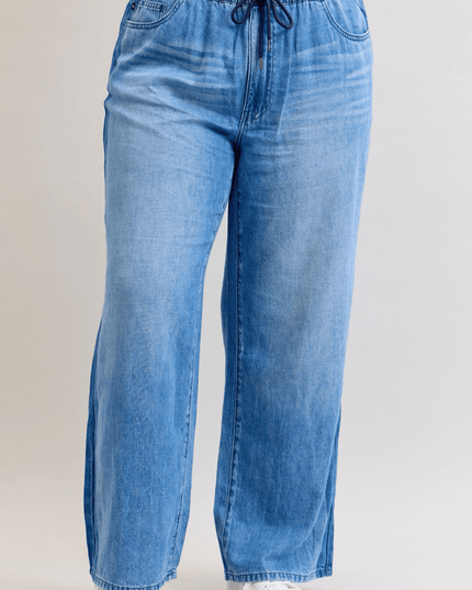Judy Blue High - Waist Feather - Weight Wilhemina Elastic Waist Band Jeans 881005 - Sleekdenim.com