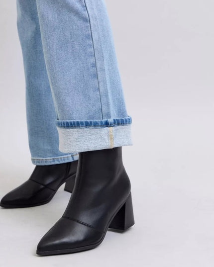 Judy Blue Mid Rise Thermal Bootcut Jeans - Sleekdenim.com