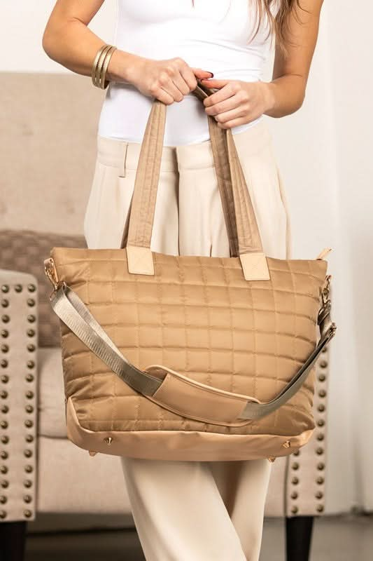 Mila Quilted Traveler Tote with Mini Clutch - Sleekdenim.com