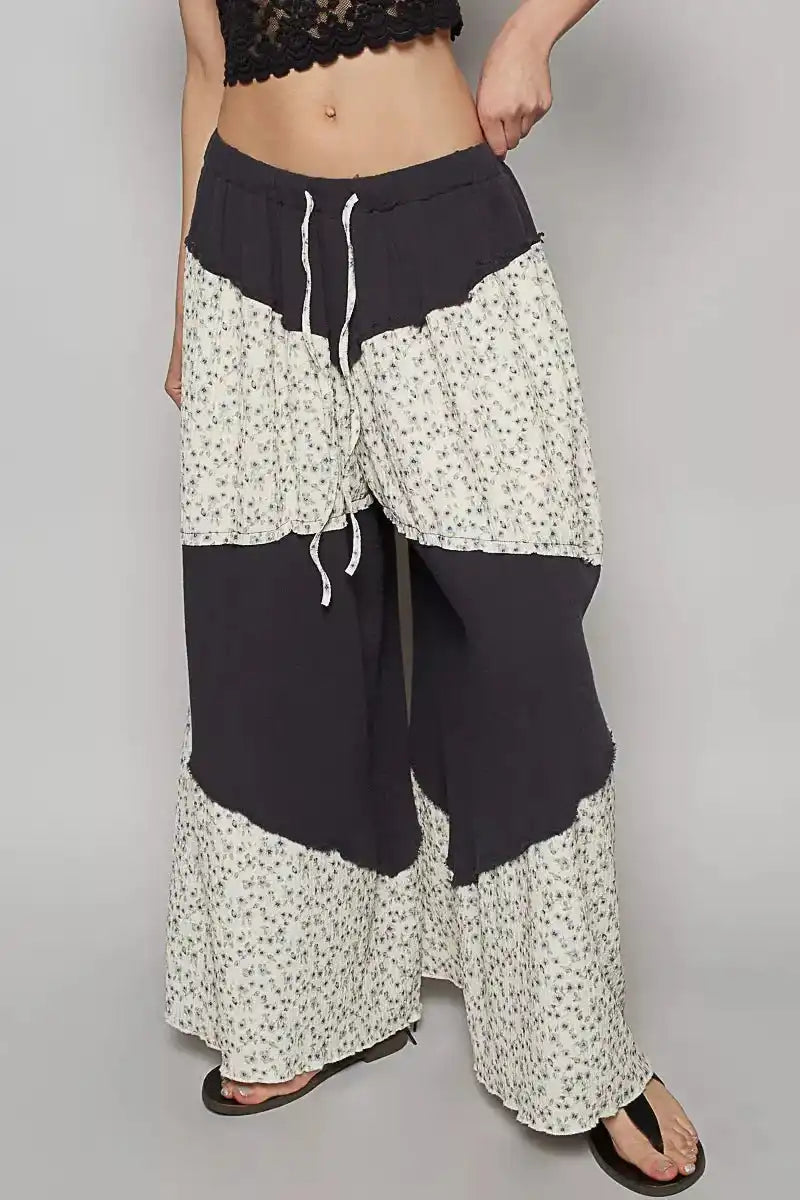 POL Contrast Floral Drawstring Wide Leg Pants - Sleekdenim.com