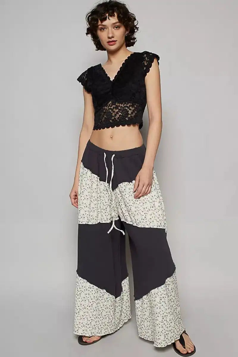 POL Contrast Floral Drawstring Wide Leg Pants - Sleekdenim.com