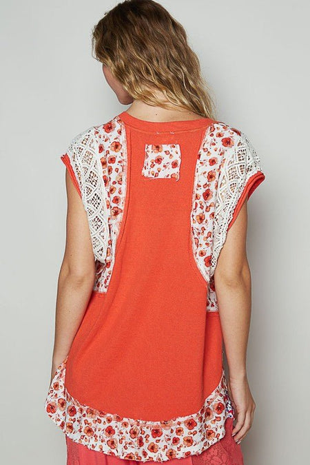 POL Floral Frayed Hem Crochet Cap Sleeve Top - Sleekdenim.com