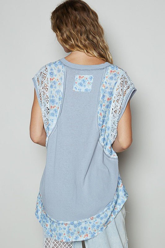 POL Floral Frayed Hem Crochet Cap Sleeve Top - Sleekdenim.com