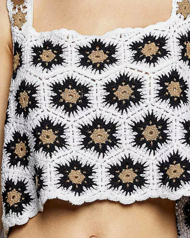 POL Handmade Crochet Floral Square Neck Cropped Cami - Sleekdenim.com
