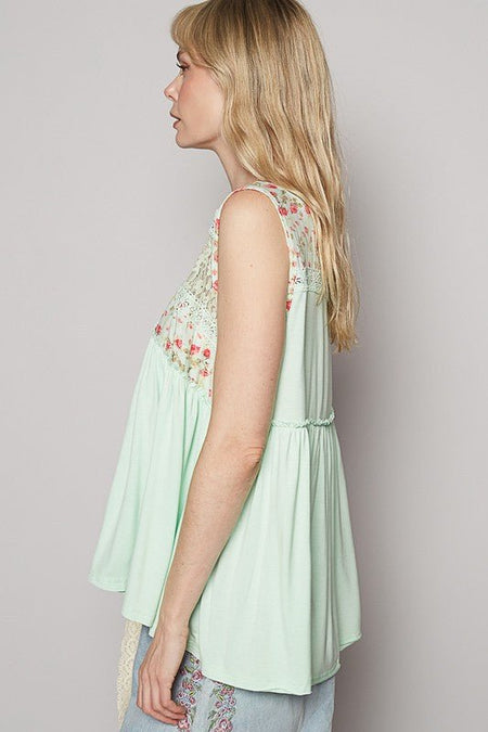 POL Lace Detail Frill Floral V - Neck Sleeveless Top - Sleekdenim.com