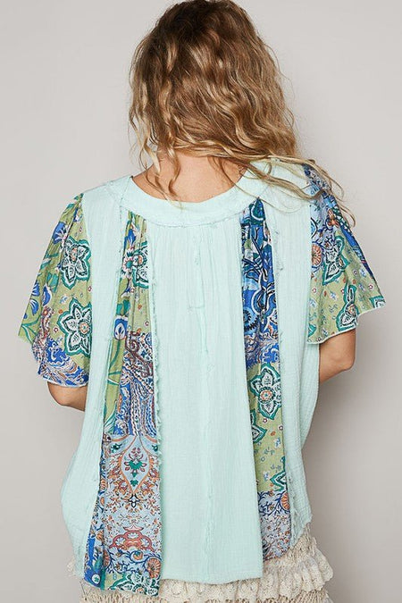 POL Printed Frayed Hem Half Button Short Sleeve Blouse - Sleekdenim.com