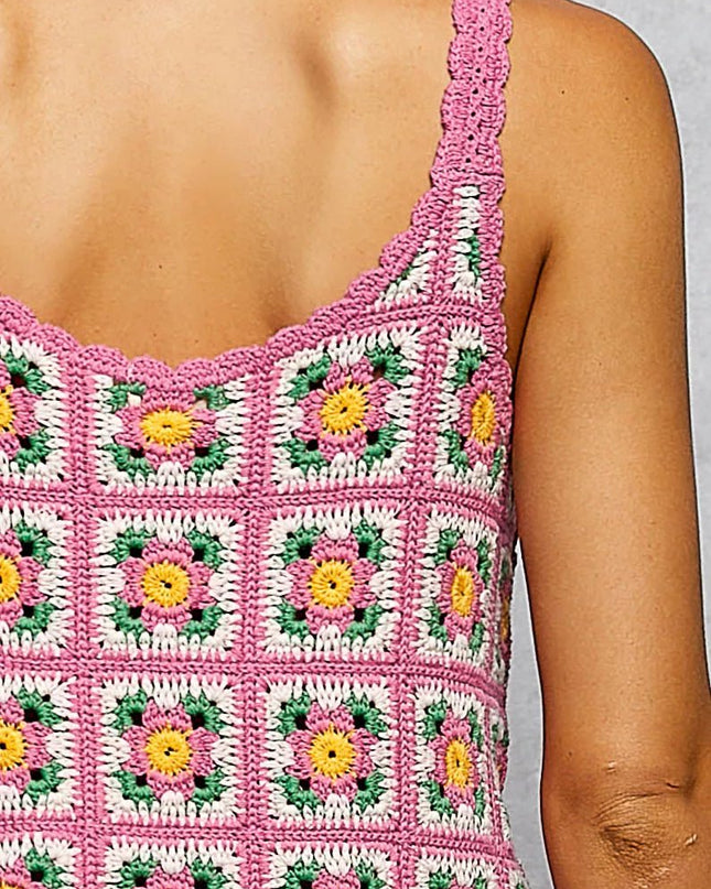 POL Scalloped Edge Cropped Crochet Cami with Granny Square Pattern - Sleekdenim.com