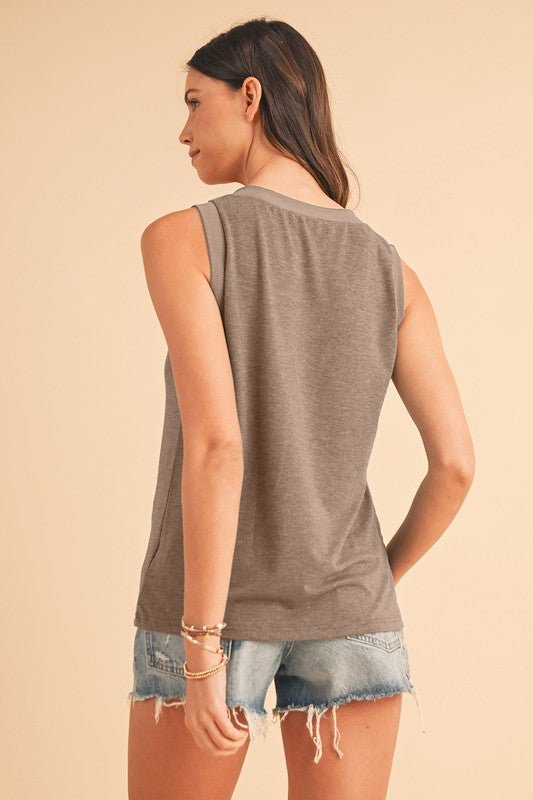 Ribbed V Neck Tank - Sleekdenim.com