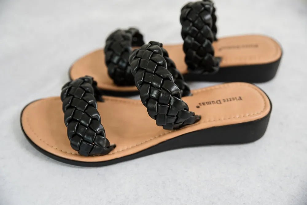 Rush Sandals in Black - Sleekdenim.com