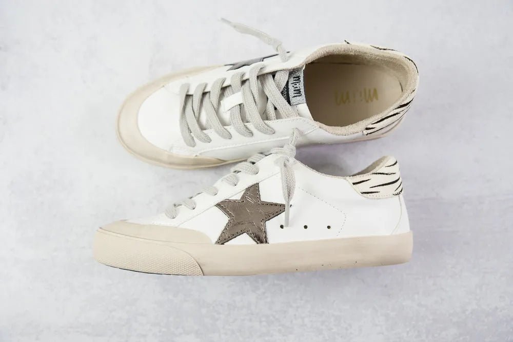 Sadie Sneakers in White - Sleekdenim.com