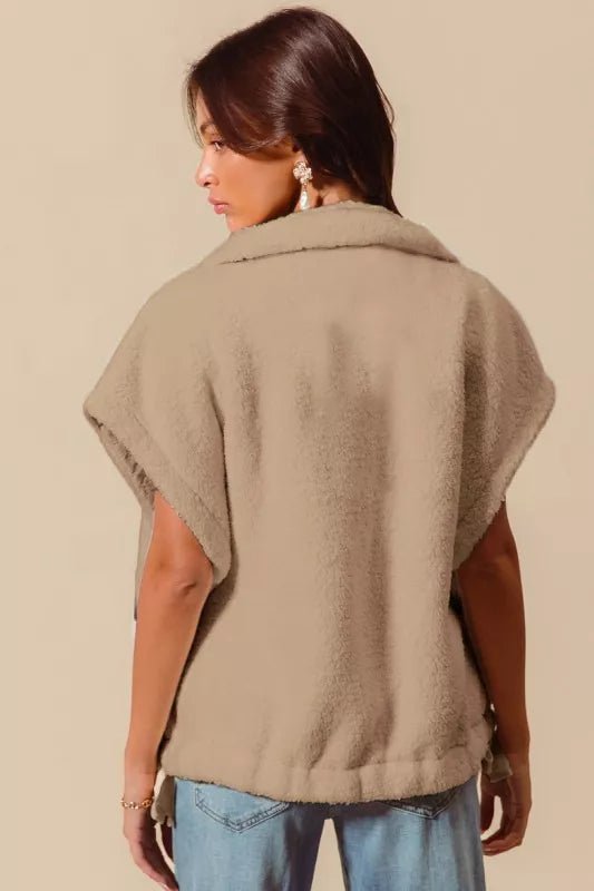 SO ME Over Sized Soft Sherpa Fur Sleeveless Vest Jacket - Sleekdenim.com