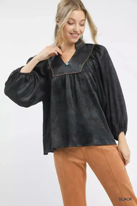 Umgee Crinkle Brocade Long Sleeve Blouse