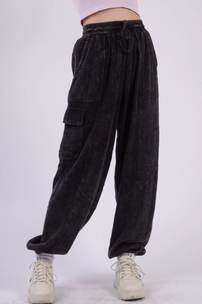 VERY J Washed Woven Crinkle Gauze Drawstring Pants - Sleekdenim.com