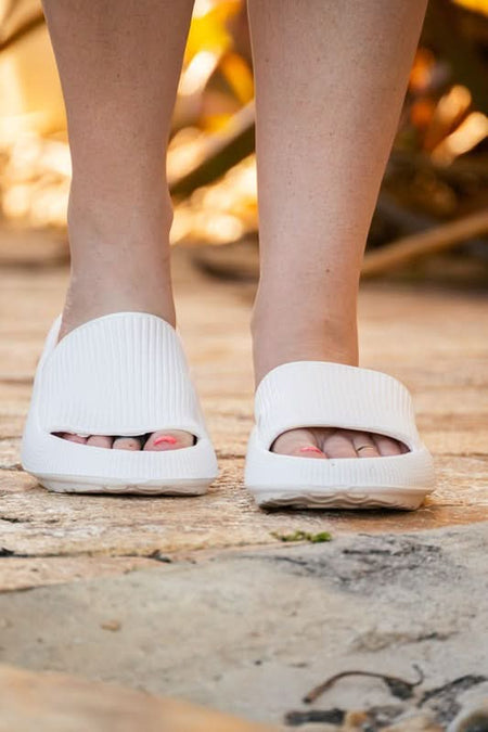 White Insanely Comfortable Slides - Sleekdenim.com